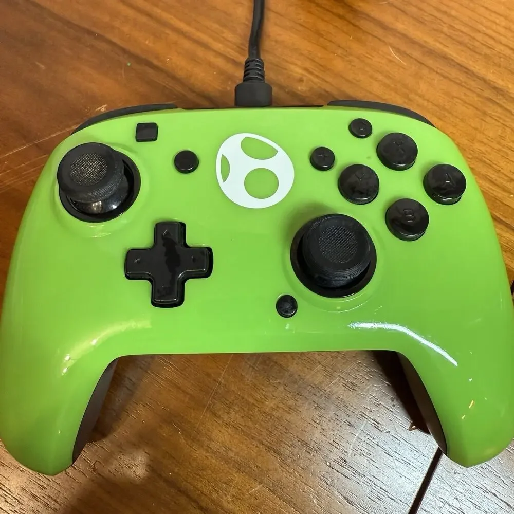Rare PDP Faceoff WIRED Pro Nintendo Switch CONTROLLER YOSHI HTF